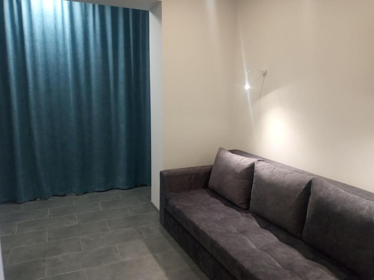 Apartment Edelweiss Uzhhorod Ngoại thất bức ảnh