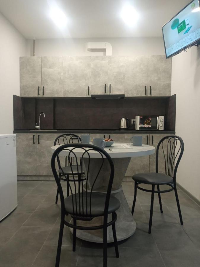 Apartment Edelweiss Uzhhorod Ngoại thất bức ảnh