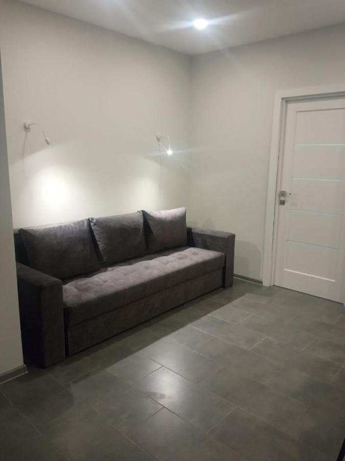 Apartment Edelweiss Uzhhorod Ngoại thất bức ảnh
