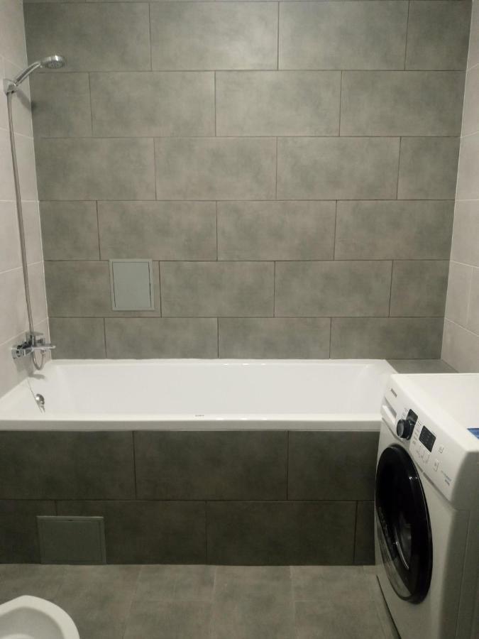 Apartment Edelweiss Uzhhorod Ngoại thất bức ảnh