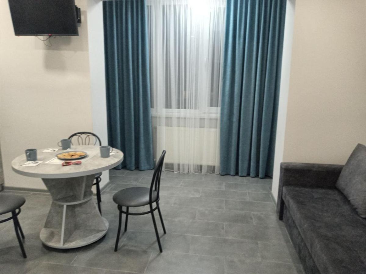 Apartment Edelweiss Uzhhorod Ngoại thất bức ảnh