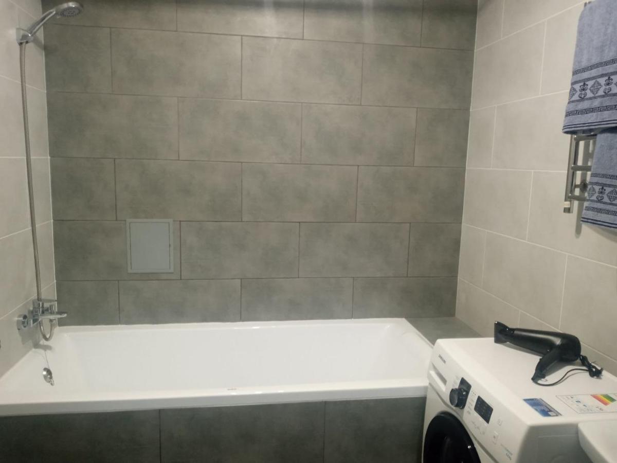 Apartment Edelweiss Uzhhorod Ngoại thất bức ảnh